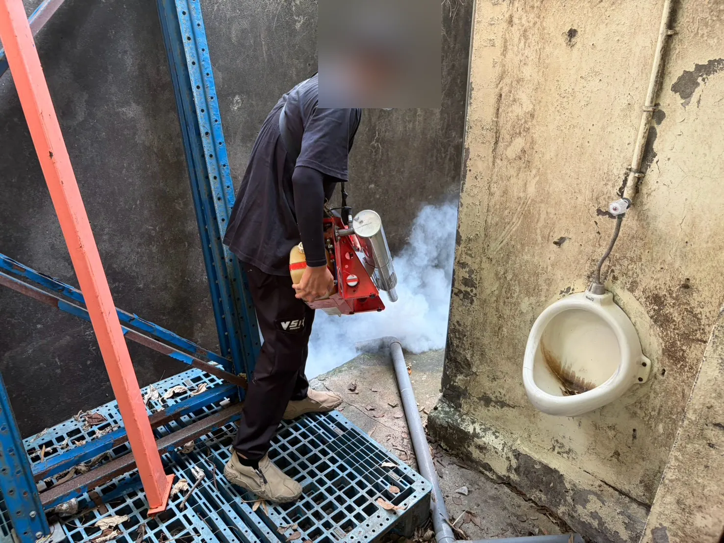 工廠戶外廁所熱煙霧消毒