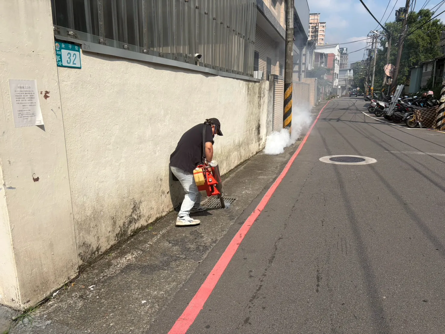 工廠外巷道熱煙霧消毒