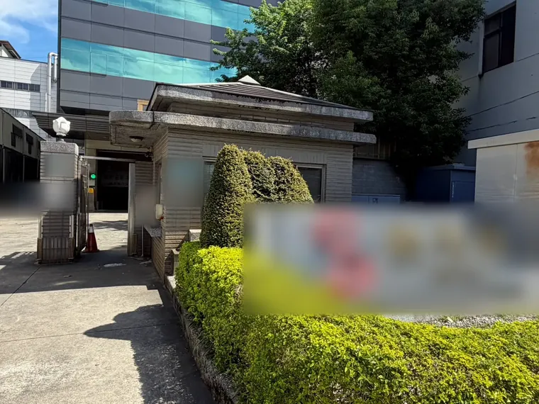 新北某公司另一處廠區入口外觀
