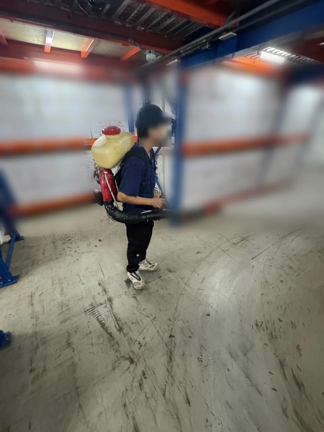 倉庫高層貨架上層噴霧消毒